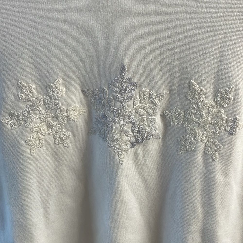 NWT Classic Elements Ladies White Snowflake Holiday Top, Size L 14/16 , White - Picture 2 of 5